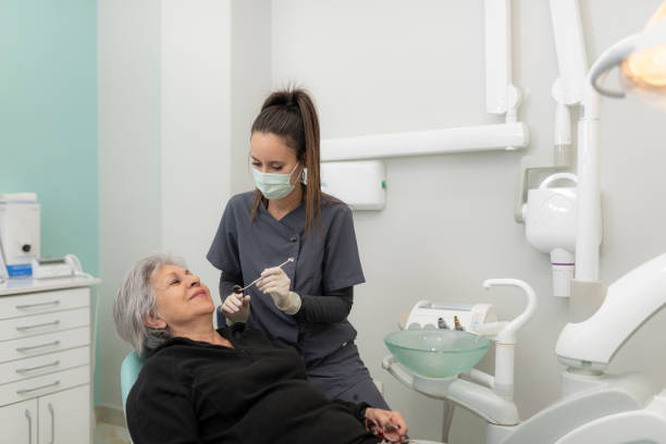 Best Cosmetic Emergency Dentistry in London, CA